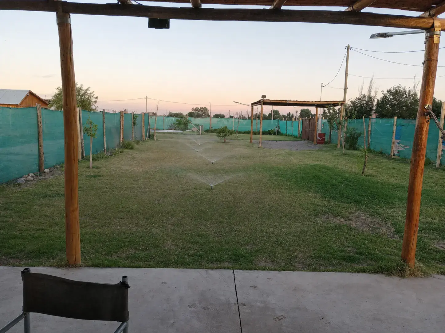Parque visto desde la galería de Cabañas Huazimul