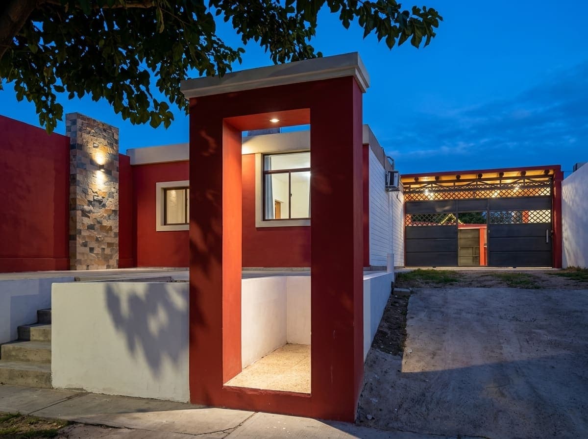 Fachada exterior de Casa Pétalos Rojos