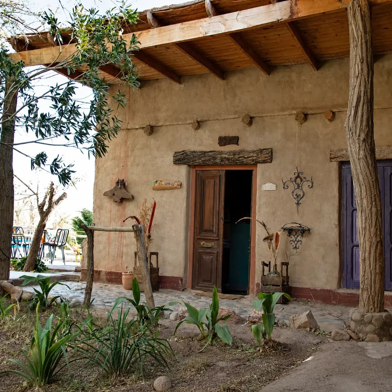 Galería y arquitectura tradicional de Rancho Por Fin